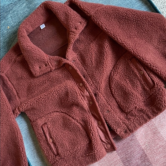 Old Navy Fall Teddy Jacket in Warm Rust - Picture 12 of 14